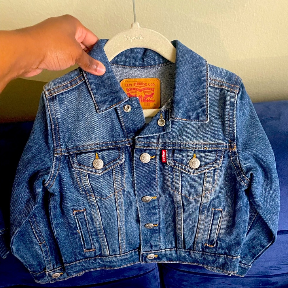 Levi’s denim jacket